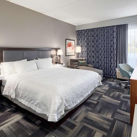 Hampton Inn Louisville Northeast Kültér fotó