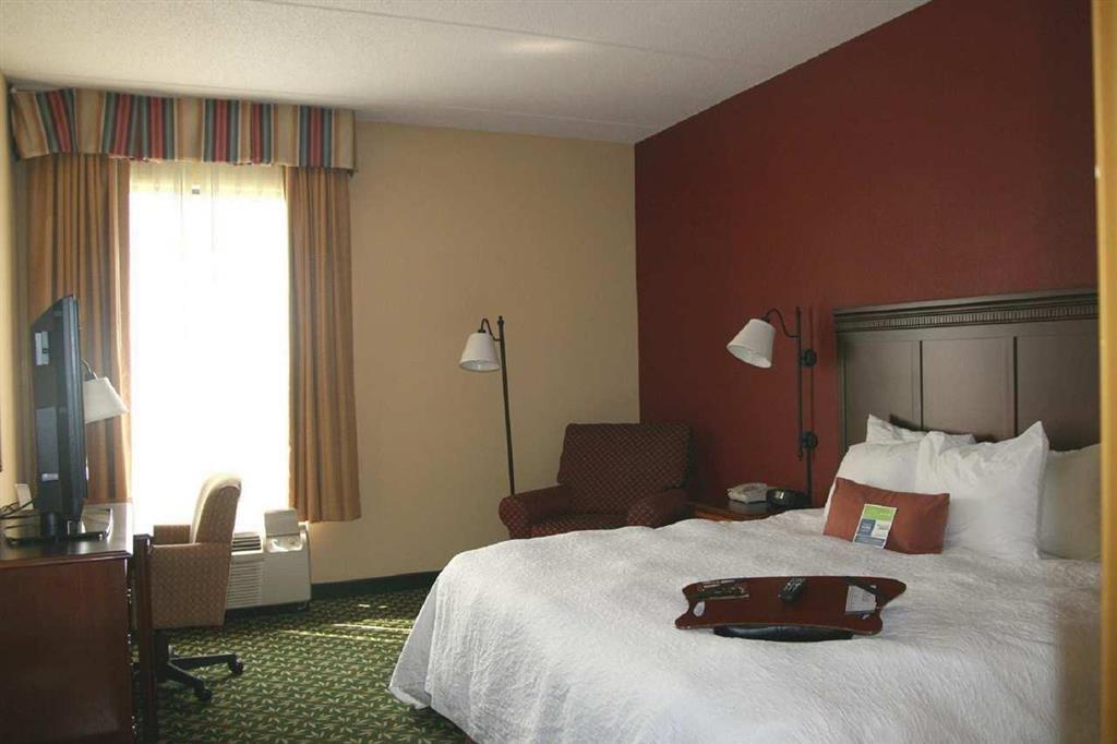 Hampton Inn Louisville Northeast Szoba fotó