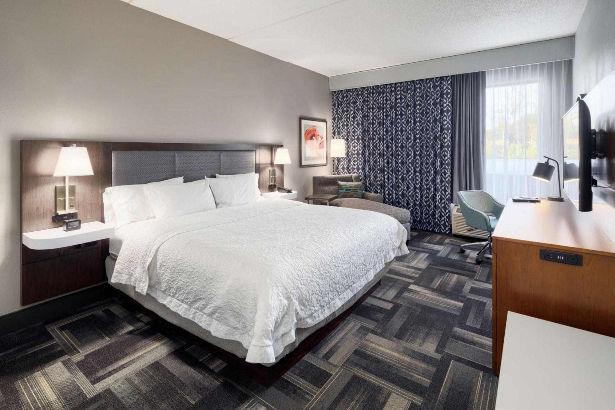 Hampton Inn Louisville Northeast Kültér fotó